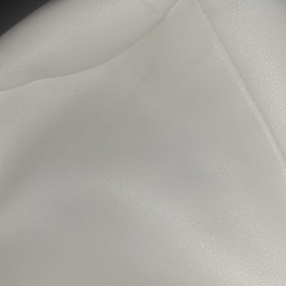 White Ruffled Bag - Picture 6 of 10